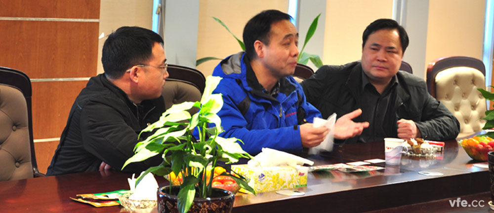 全國電磁計量技術委員會邵海明秘書長在湖南省計量檢測研究院李慶先副院長的陪同下，蒞臨銀河電氣指導工作